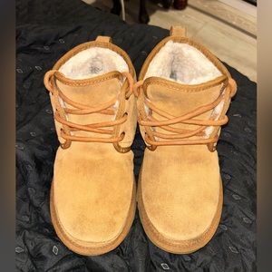 Ugg neumel boots